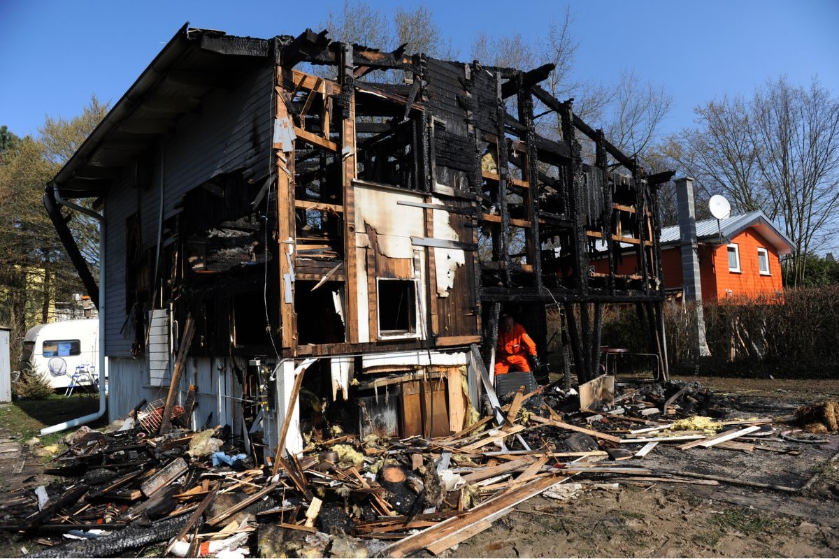 maison detruite par le feu